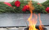 Holidays___May_9_Wreath_and_eternal_flame_in_Victory_Day_May_9_078744_.jpg