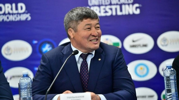 Даулет Турлыханов.jpg