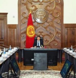абылгазиев открытое небо.jpg