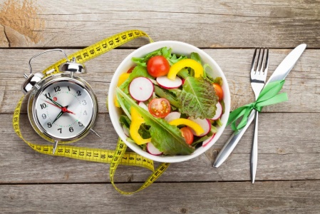 salad-clock-and-measuring-tape.jpg