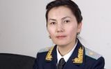 Аида Салянова в прокурорском костюме.jpg