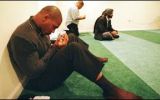 _185055_300_tyson_praying_mosque.jpg
