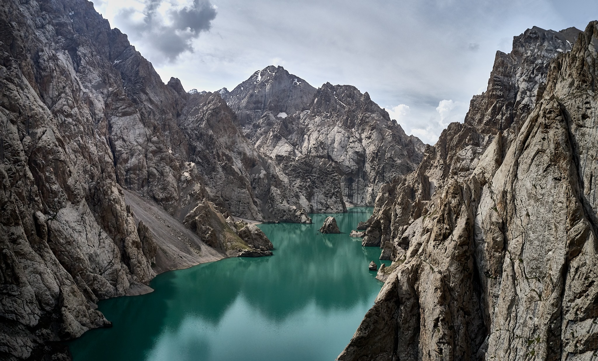 Кыргызстан горный рай