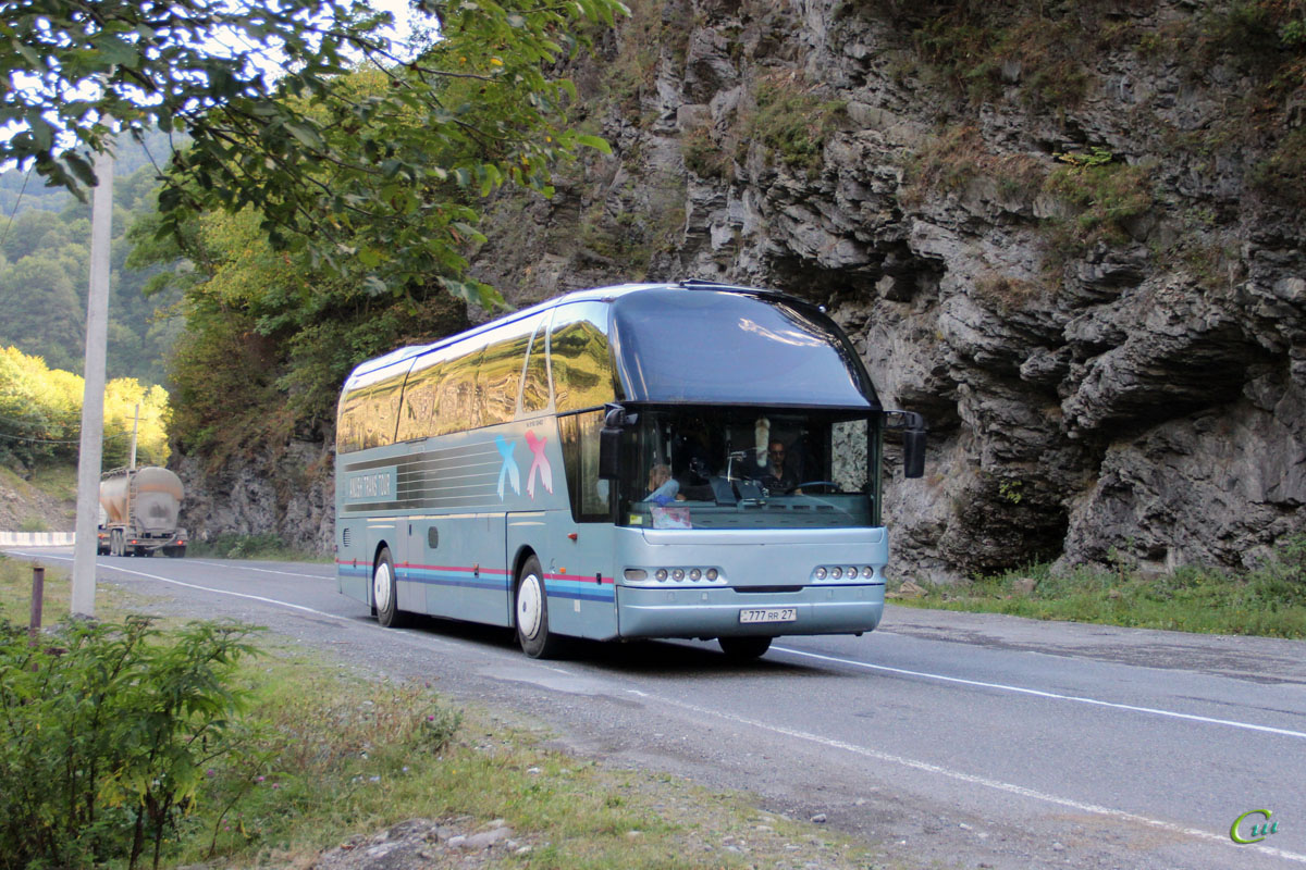 Москва грузия отзывы. Неоплан 516. Neoplan n516shd. Neoplan 516-SHD. Автобус Неоплан 516.