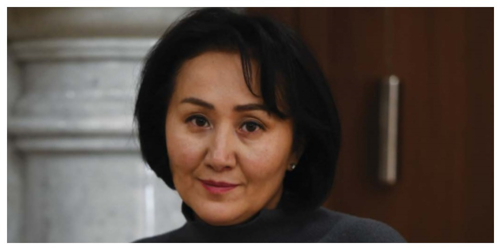 Жена киргиза. Жена президента Кыргызстана Садыра Жапарова. Айгул Жапарова.
