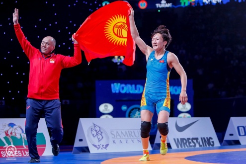 Ww+62kg+gold+Aisuluu+TYNYBEKOVA+(KGZ)+df.+Taybe+Mustafa+YUSEIN+(BUL)-6.jpg